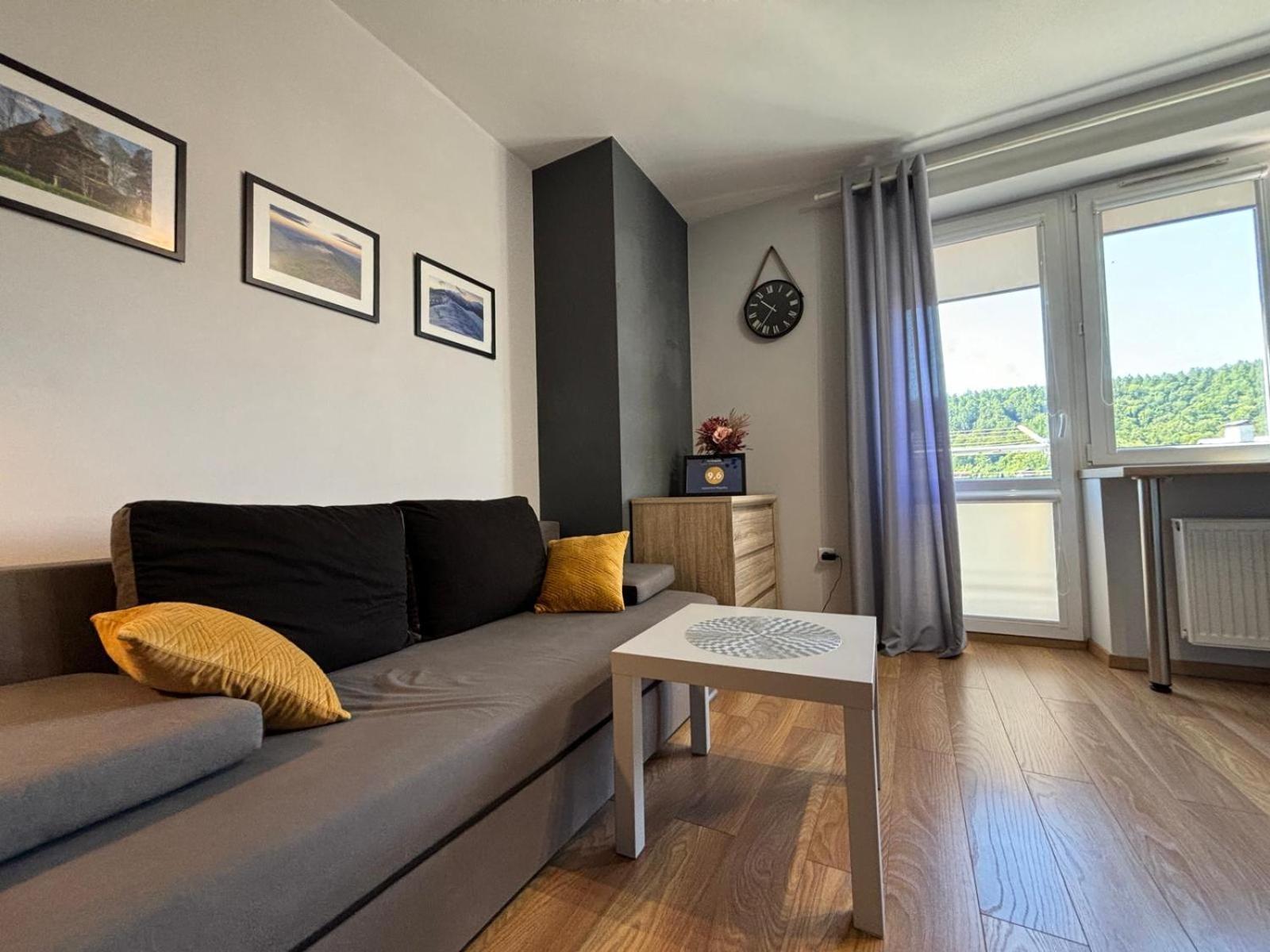 Apartament Wygodny Ustrzyki Dolne Luaran gambar